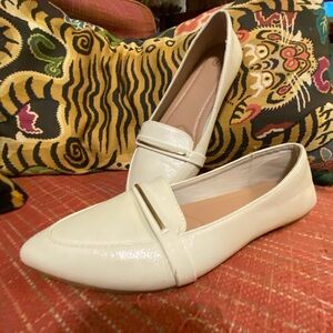 Elegant Cream Loafers